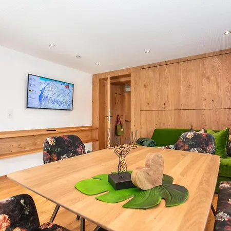 Wanderhotel Kirchner 酒店 4*