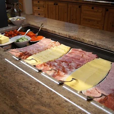 Wanderhotel Kirchner 布拉保韦德库